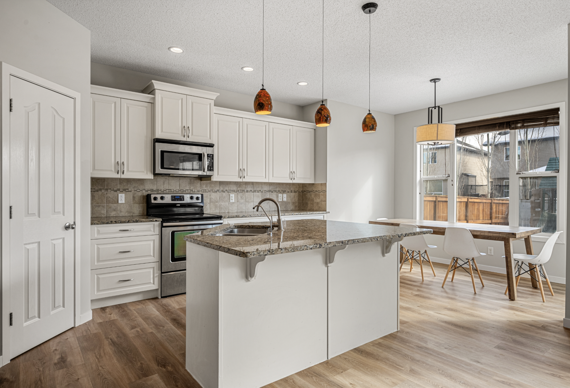 144 Brightoncrest kitchen